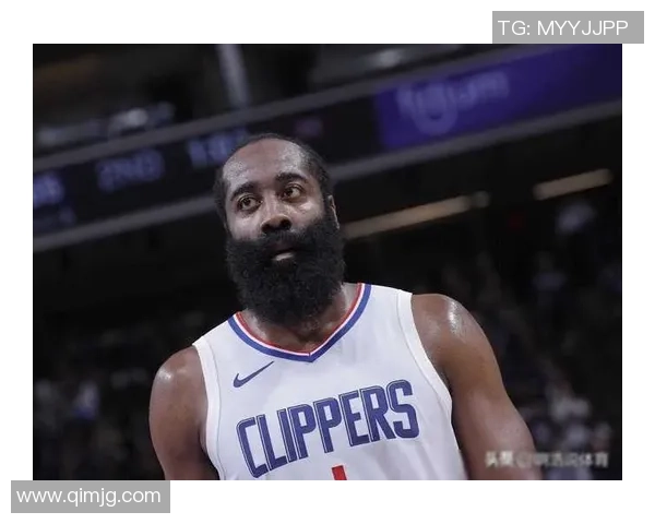 戈亚斯与沙佩科激战正酣谁能在这场较量中笑到最后